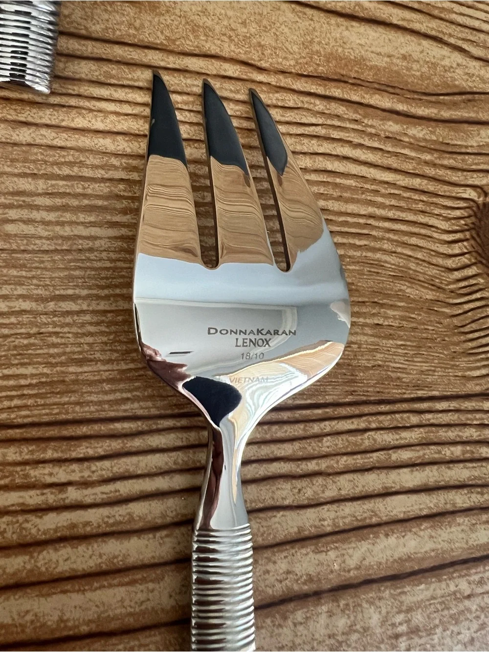 Donna Karan Wrap by LENOX 3 Piece Serving Hostess Set 18/10 Stainless Flatware